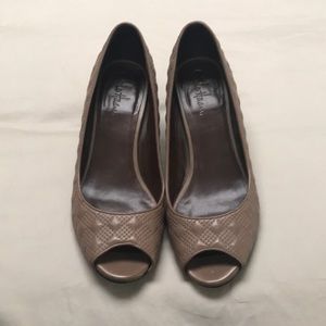 Cole Haan wedges great taupe color 9B